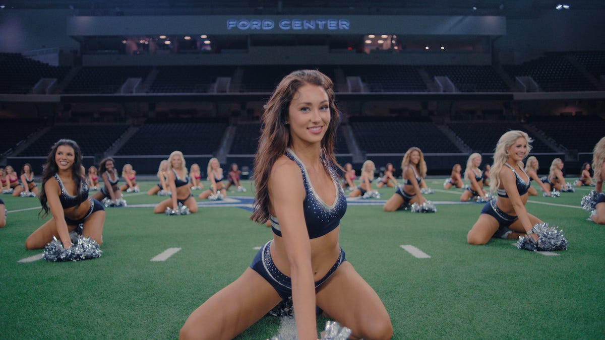 The Dallas Cowboys Cheerleader Conundrum the-dallas-cowboys-cheerleader-conundrum
