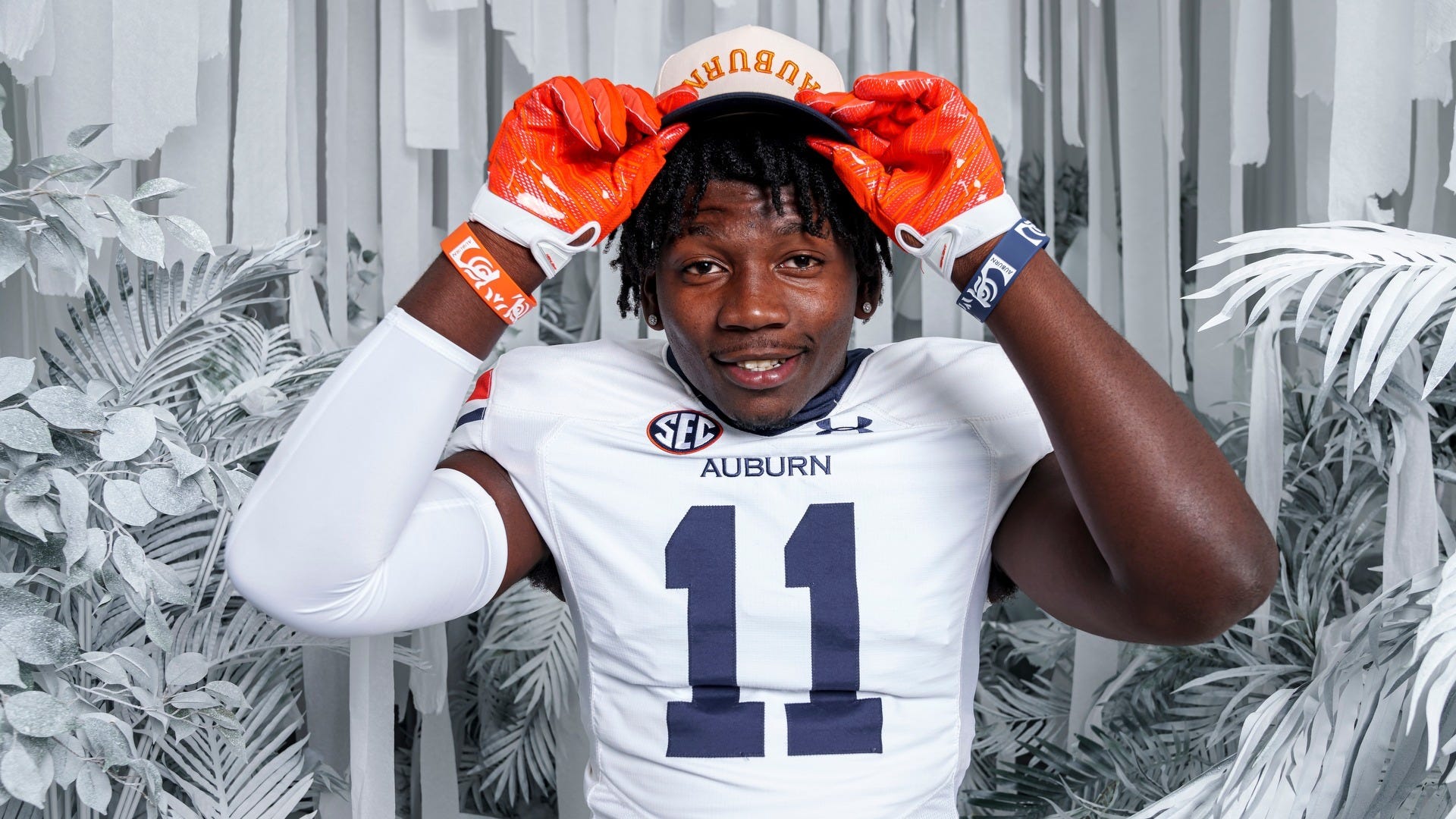 Auburn tigers football players discount