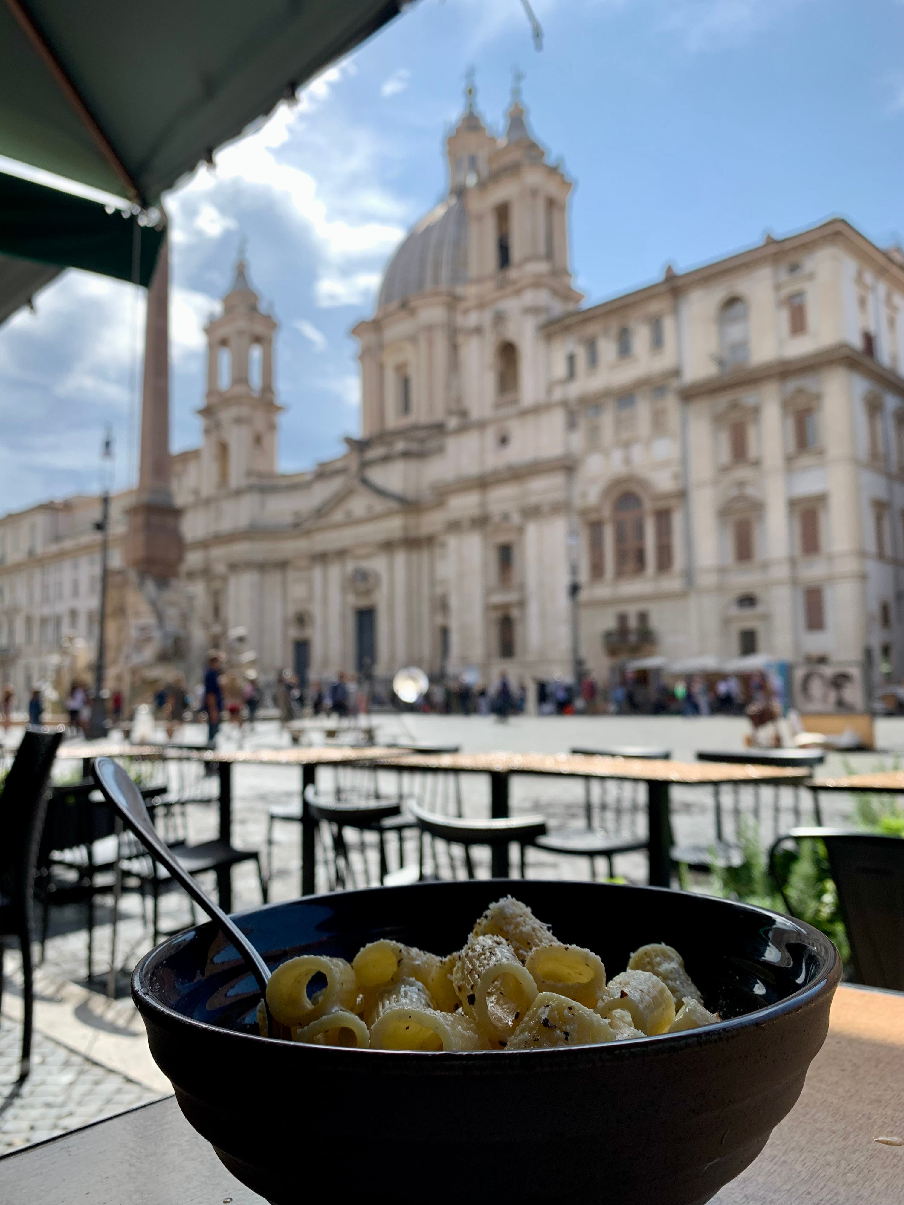 Places to sit down deals and eat near me