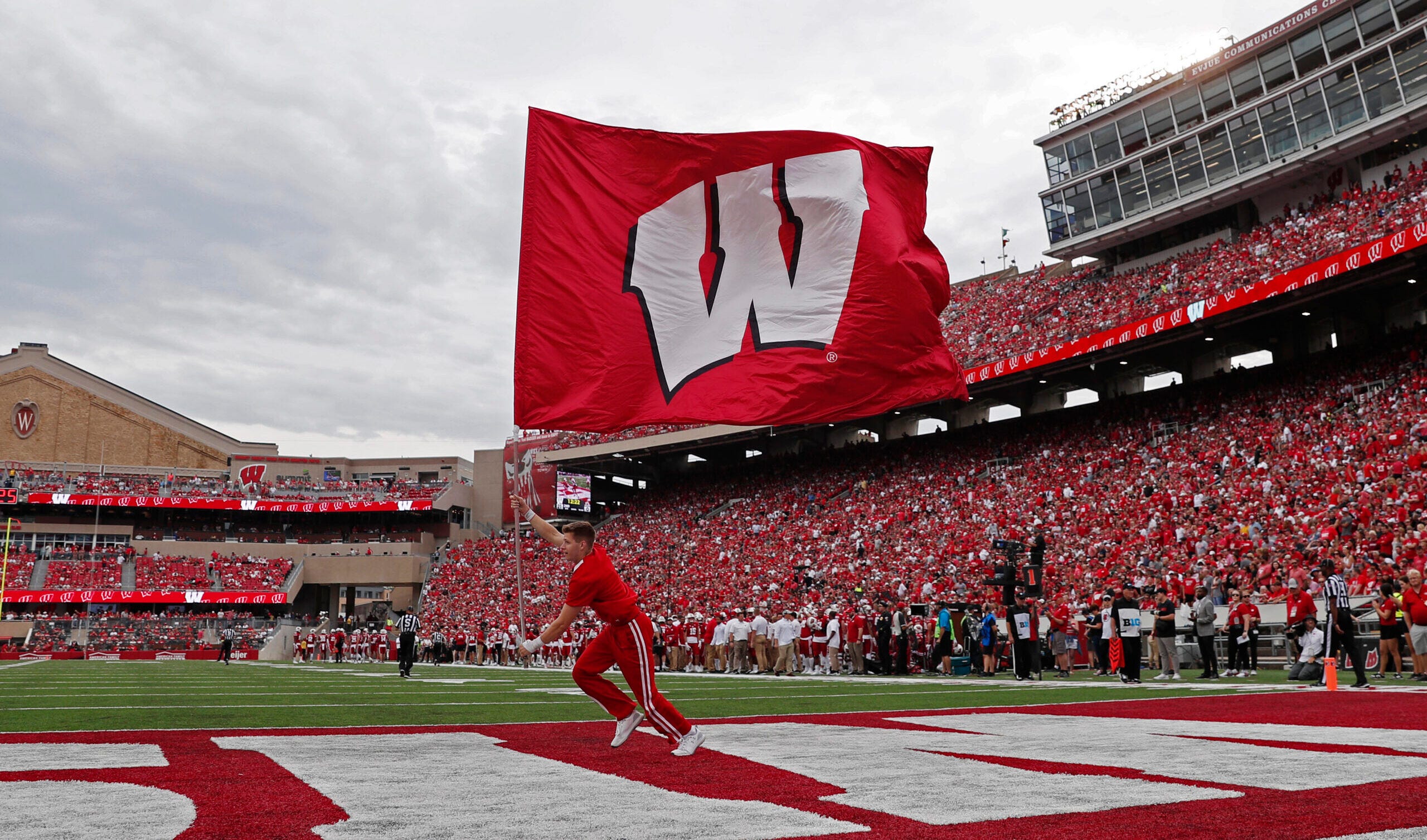 Wisconsin discount badgers recruiting