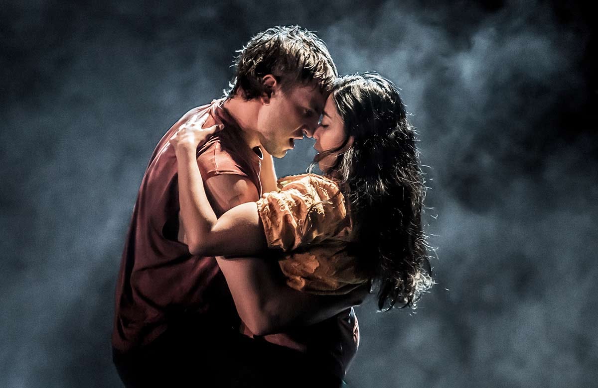 ChatGPT reviews A Streetcar Named Desire Scottish star Bethany Tennick