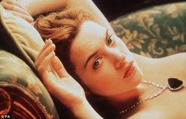 Rose necklace in titanic on sale