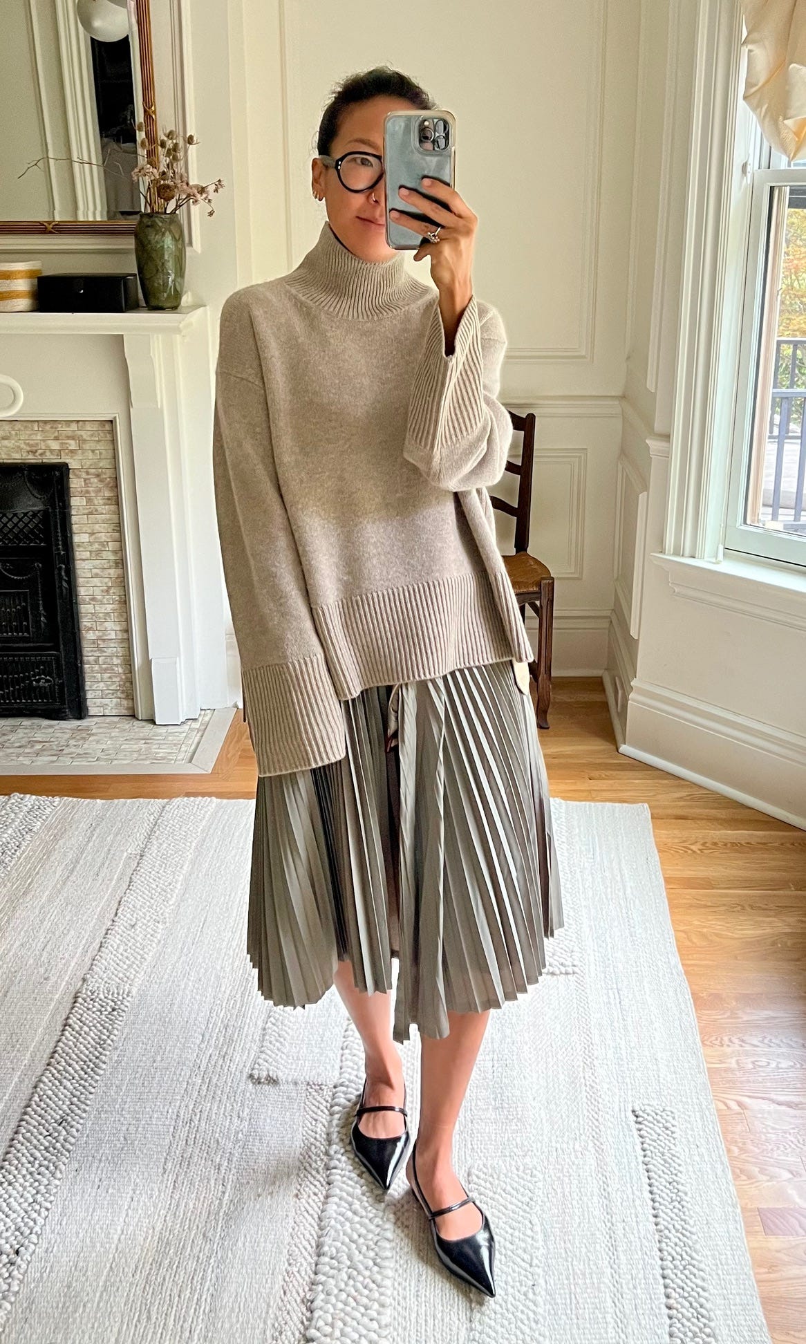 What I'm Wearing: Weeks 38 & 39 - by Irene Kim (김애린) What I'm Wearing: Weeks 38 & 39 - by Irene Kim (김애린)