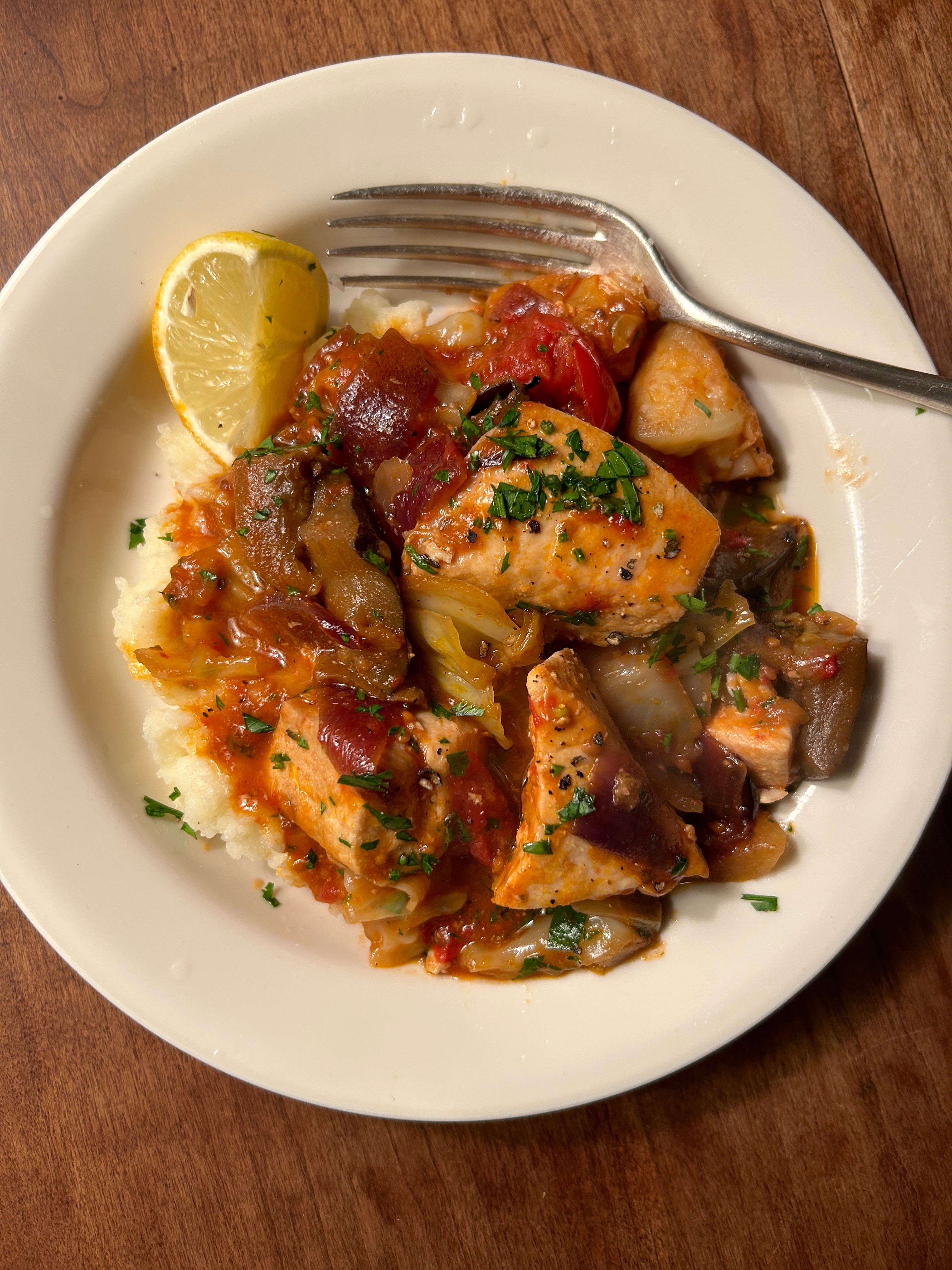 Tomatoy swordfish chunks by Laura Manzano