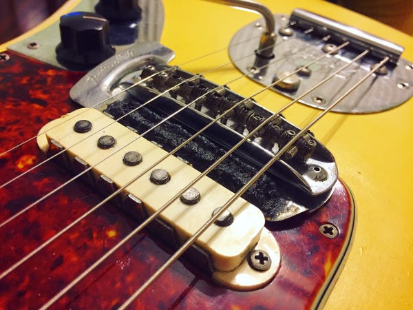 Fender jaguar mute kit outlet