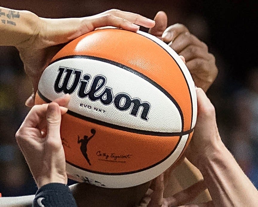 WNBA Edwards, Smith & Williams サイン入り写真 WNBA Edwards, Smith & Williams サイン入り写真