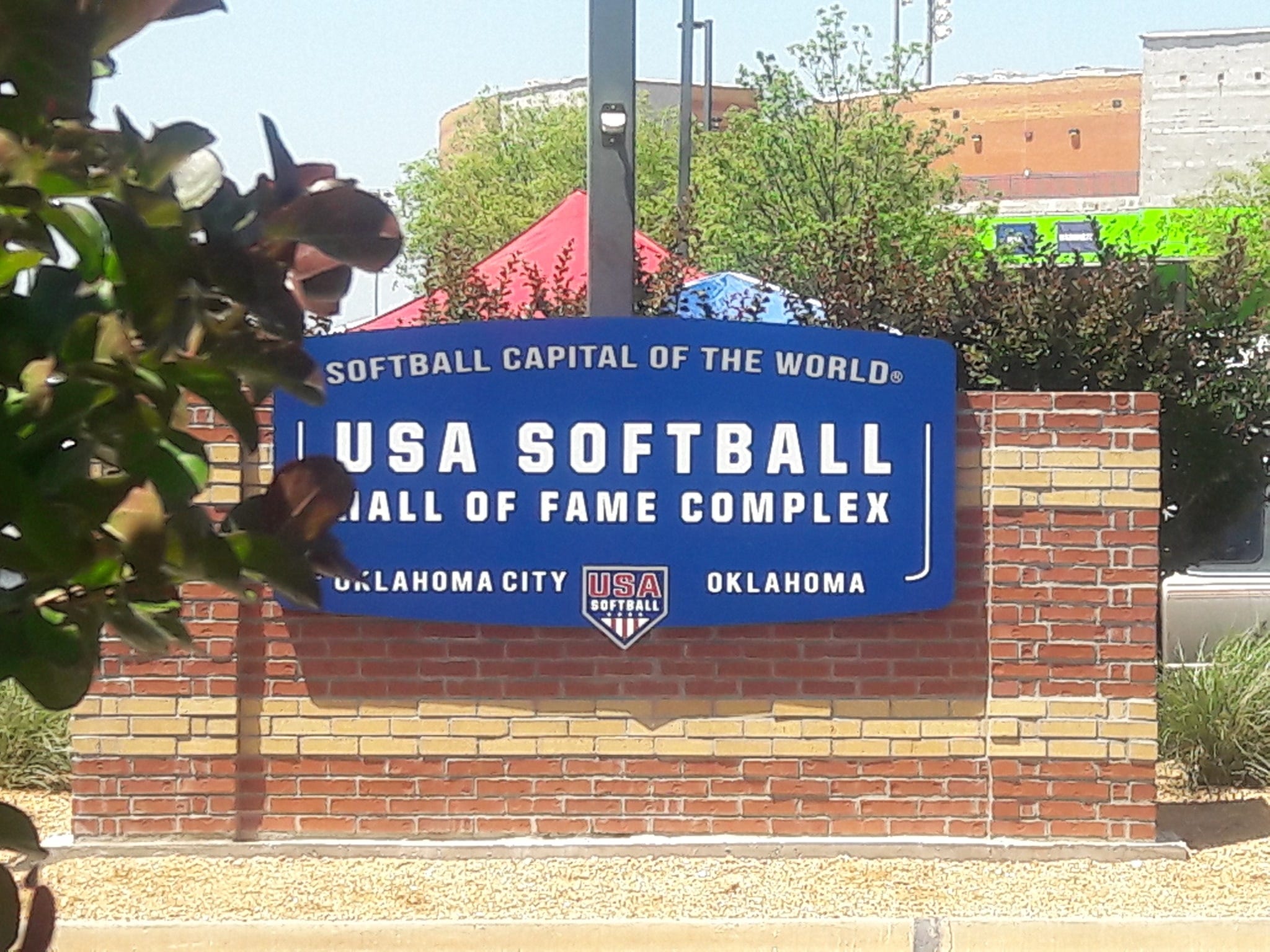 The pac 12 flexes its muscle in the 2023 ncaa softball tournament