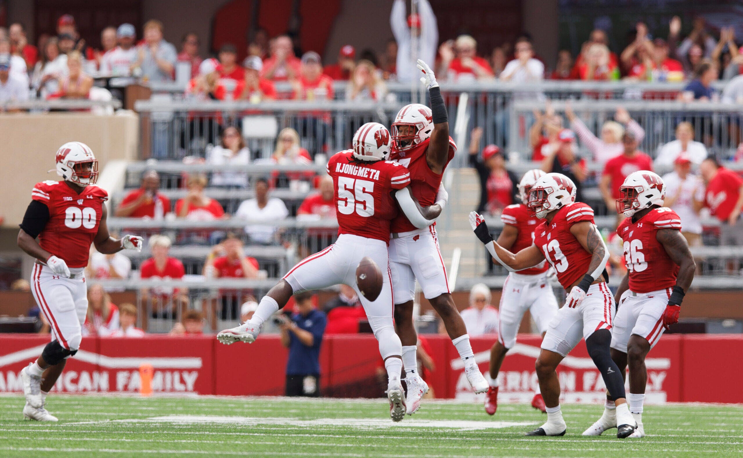 How to discount stream badger football