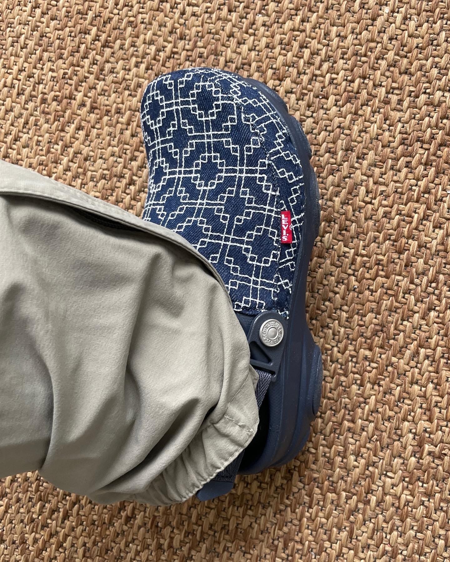 Christmas crocs amazon sales