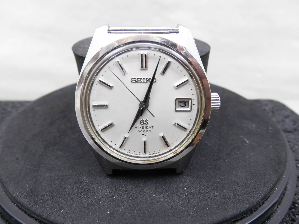My God, what's Bond doing? - the Grand Seiko guy
