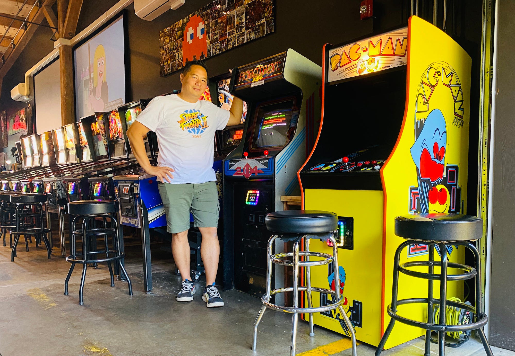 Barstool arcade cheap