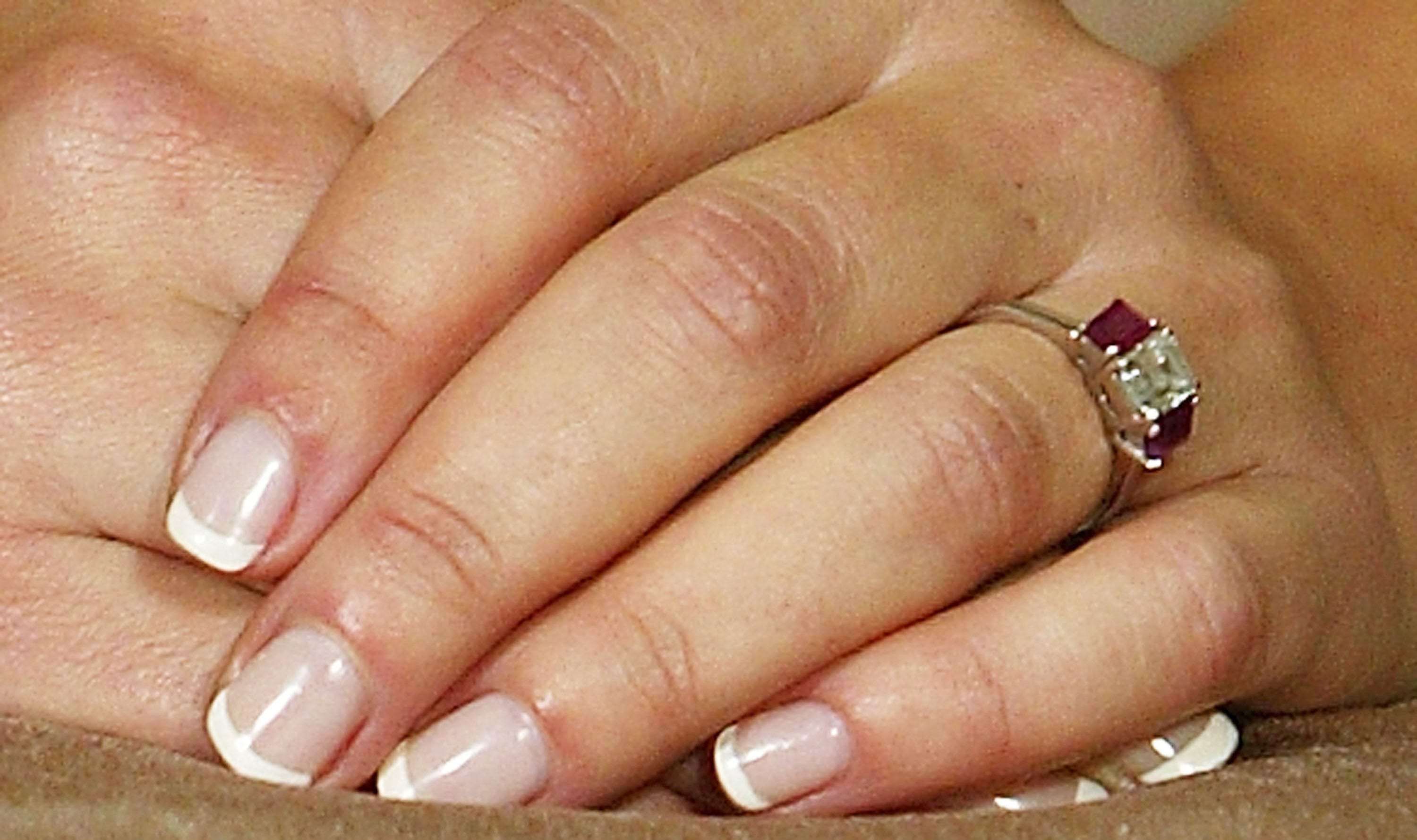 Princess mary of denmark engagement ring deals