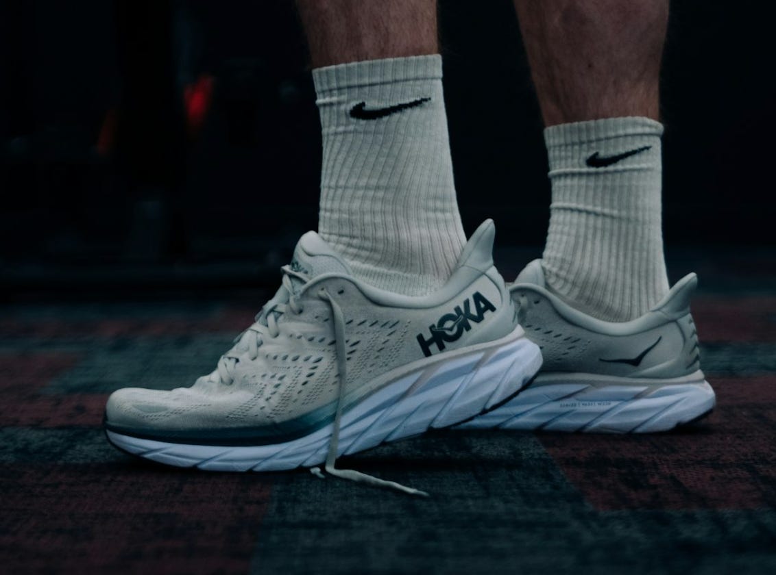 Streetwear running shoes online