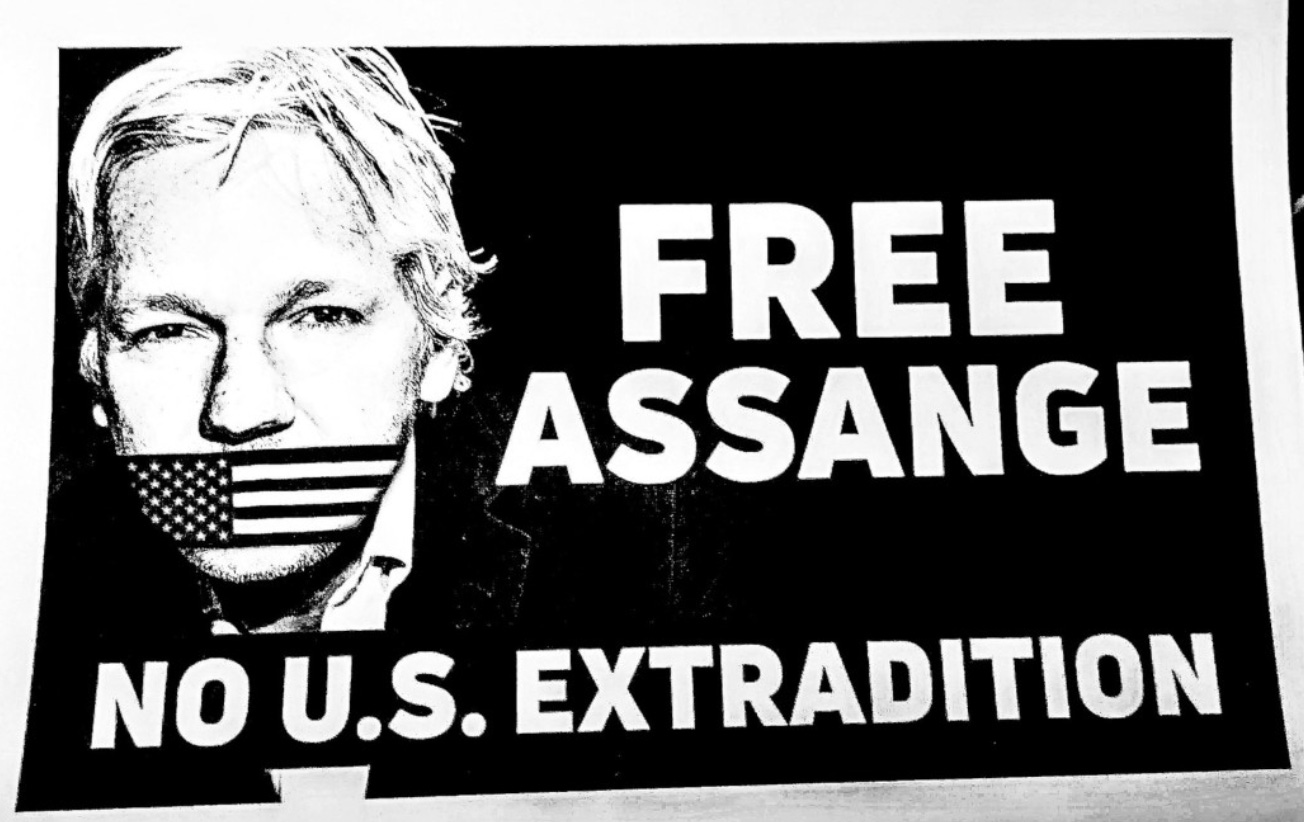 The Mystery of Julian Assange – Erik Carlson