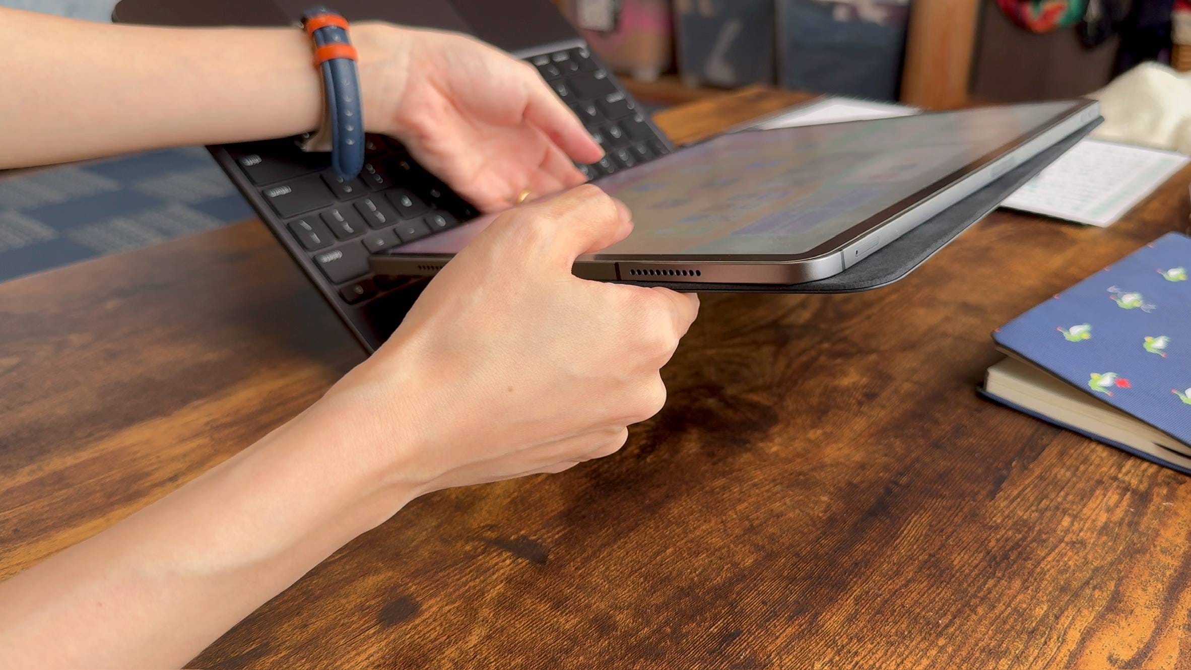 131：なぜM4 iPad Proには旧型Magic Keyboardが使用できないのか？