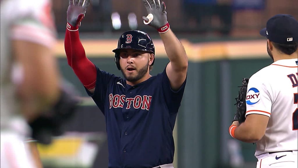 Wilyer Abreu collects two hits in Major League debut