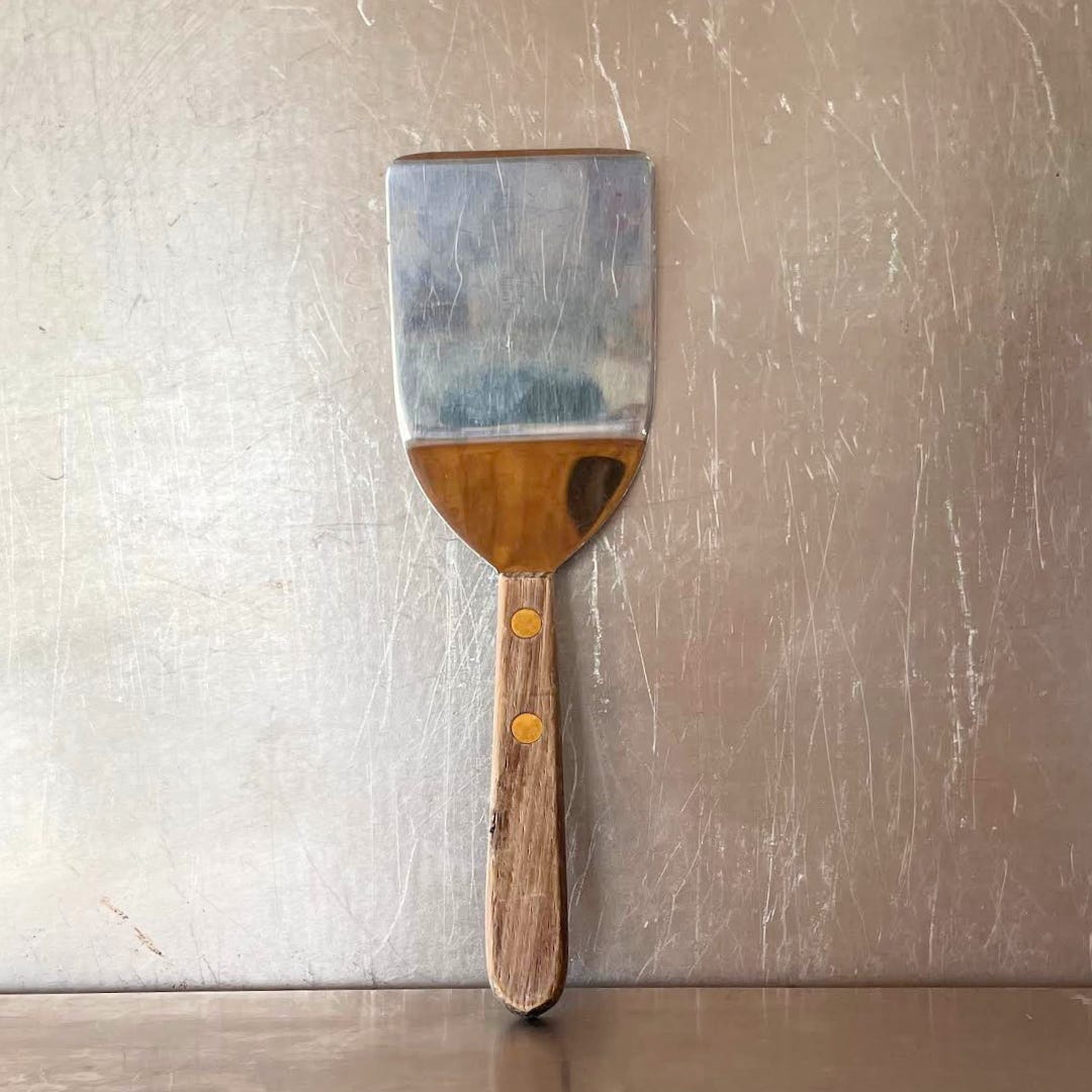 THE CHOCOLATE SHEET CAKE SPATULA The Keepthings