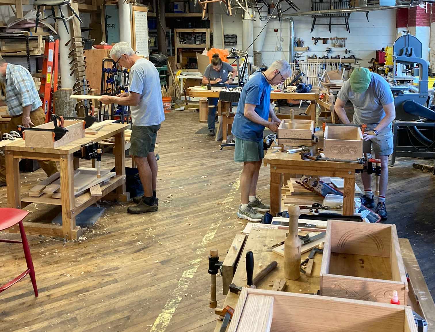 Carved box class, April 2025 - by Peter Follansbee Carved box class, April 2025 - by Peter Follansbee