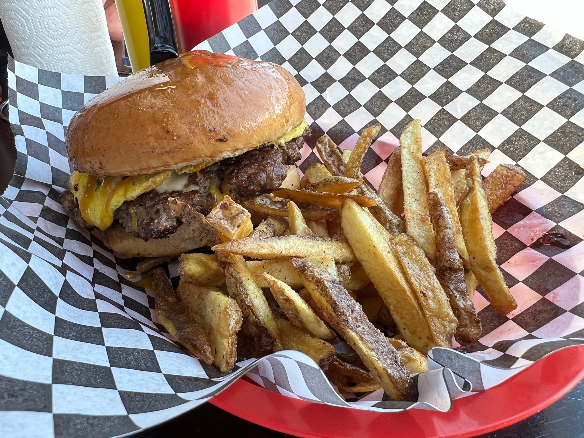 Biglous burgers outlet