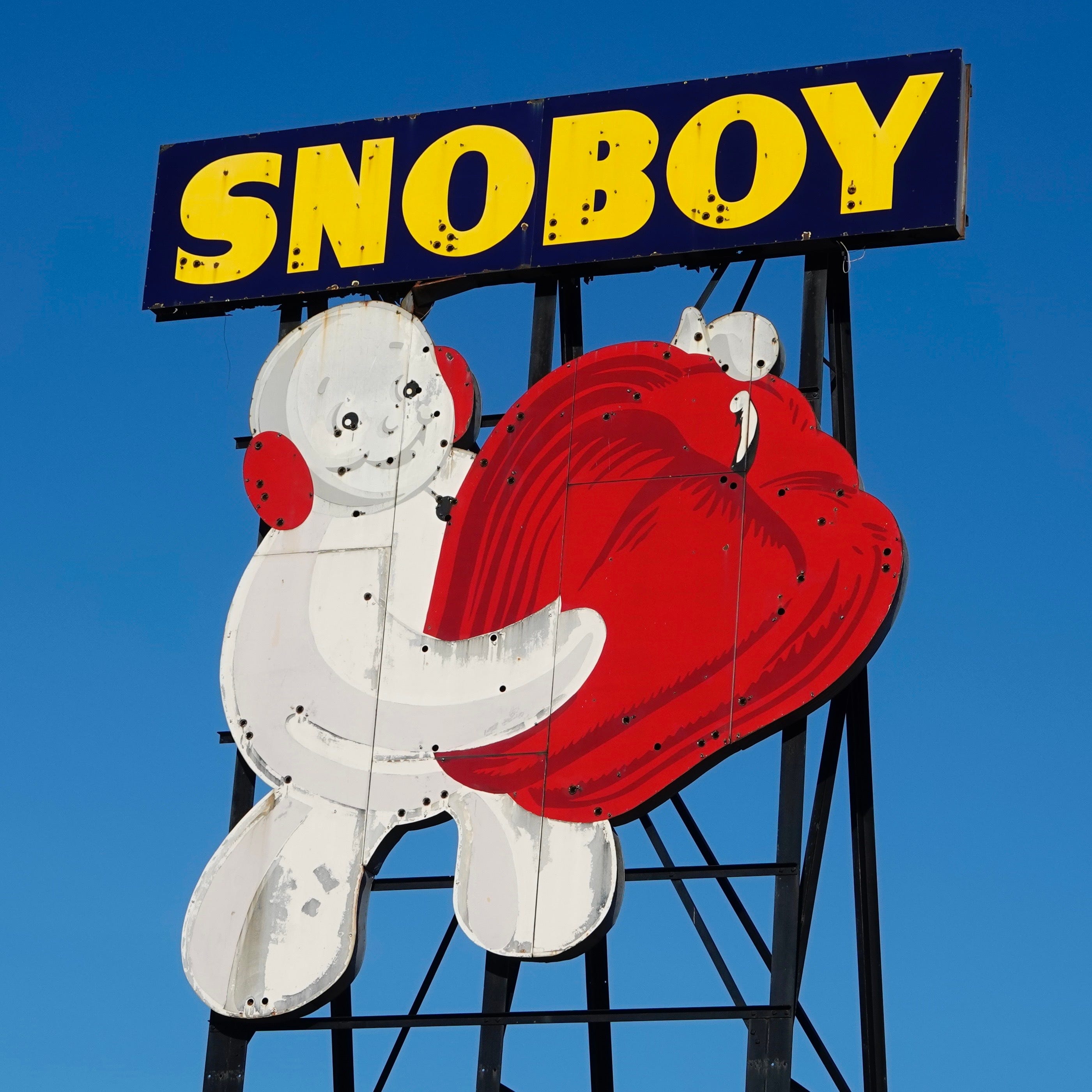 Breaking Alleva Dairy, billed as America's oldest cheese shop, closes