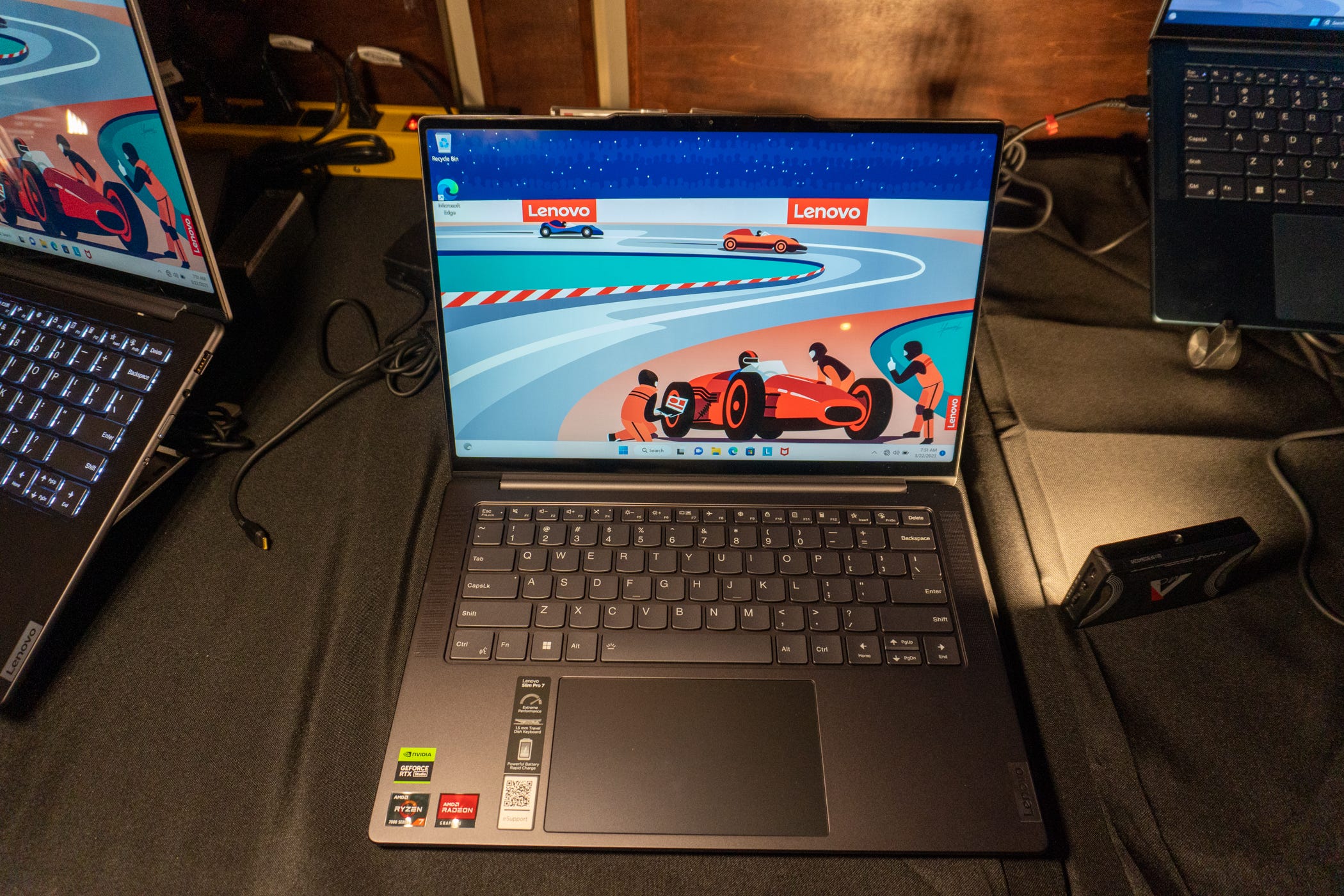 Lenovo Slim Pro 9i handson review testing the 'Air' equivalent