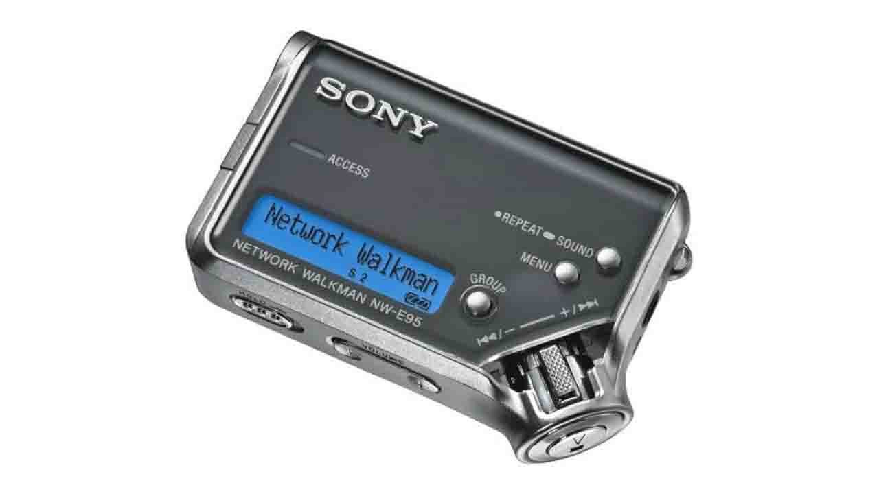 Visual Guide to Sony's Network Walkman (1999-2013) Visual Guide to Sony's Network Walkman (1999-2013)