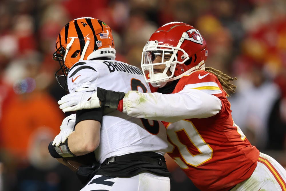 Chiefs Rally Over Bengals Clinch Afc West By Tyler Brown 6640