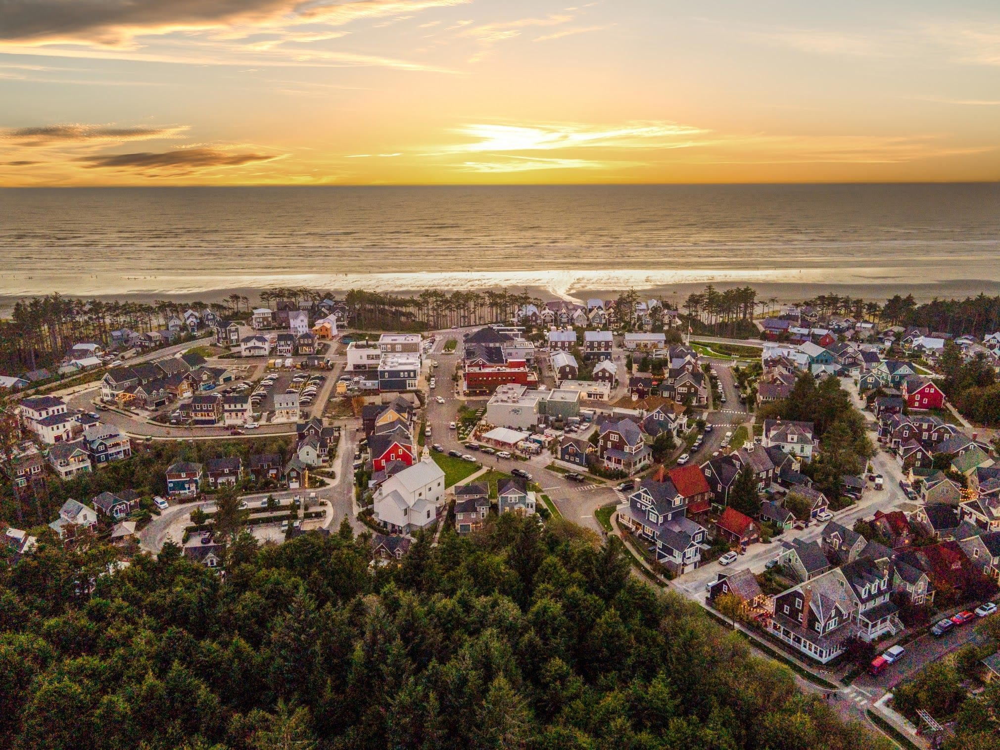 The (New) City by the Sea: The Story of Seabrook, Washington