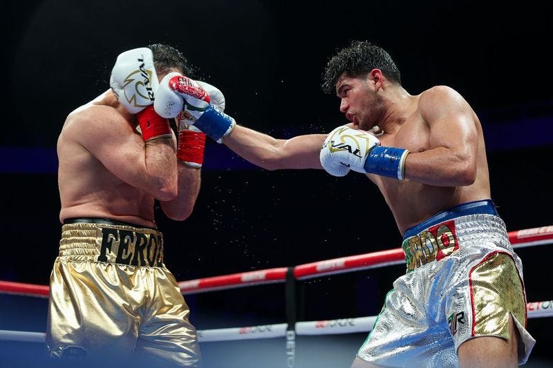入荷now 口コミ wins Zurdo' WBA history Mexican makes title, cruiserweight Boxing