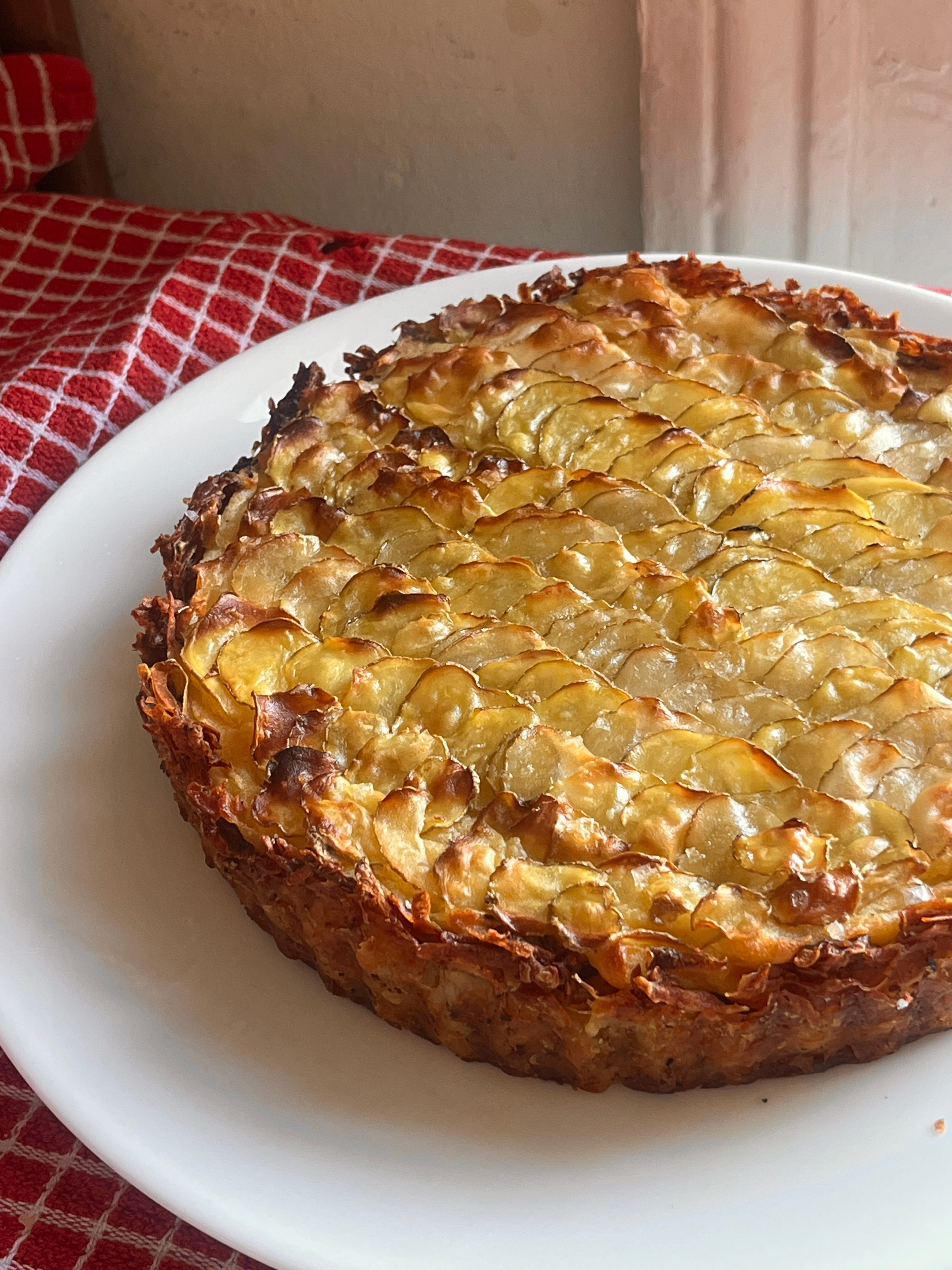 Mashed outlet potato pie