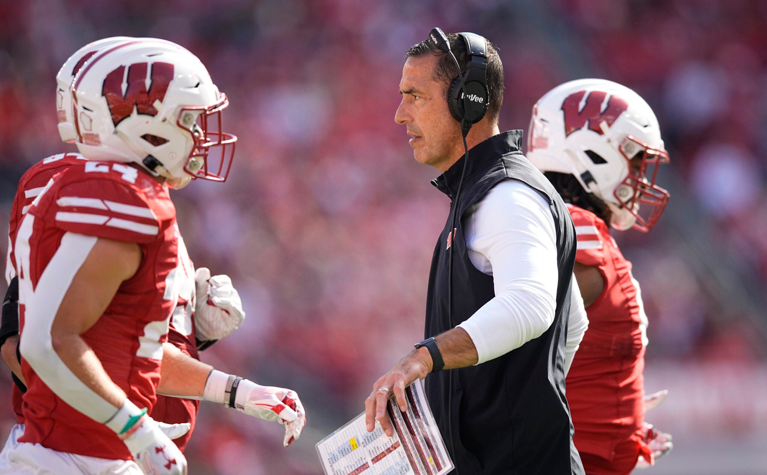 Wisconsin hot sale badgers football