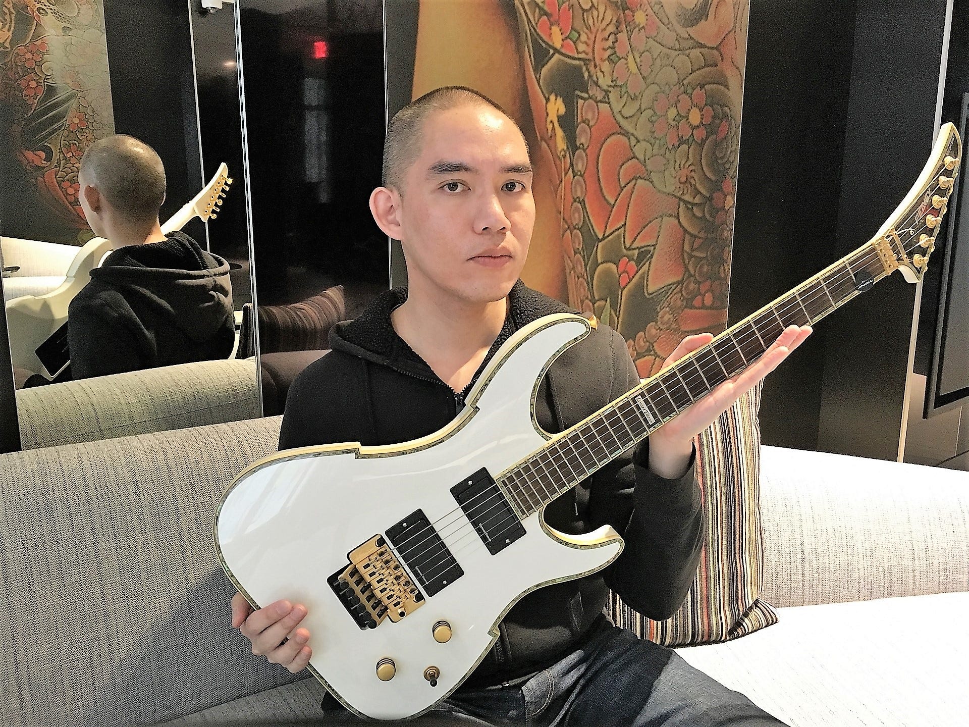 How to make animal noises with your guitar Lee Fang Music