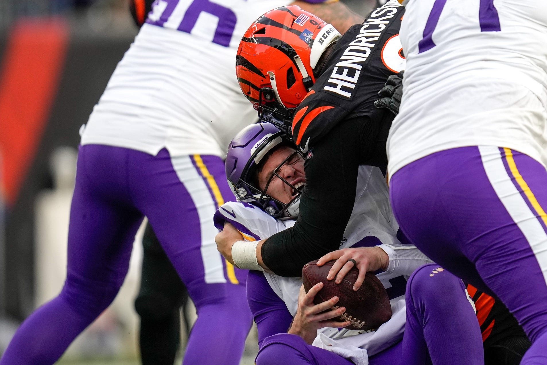 Case keenum jersey amazon sale