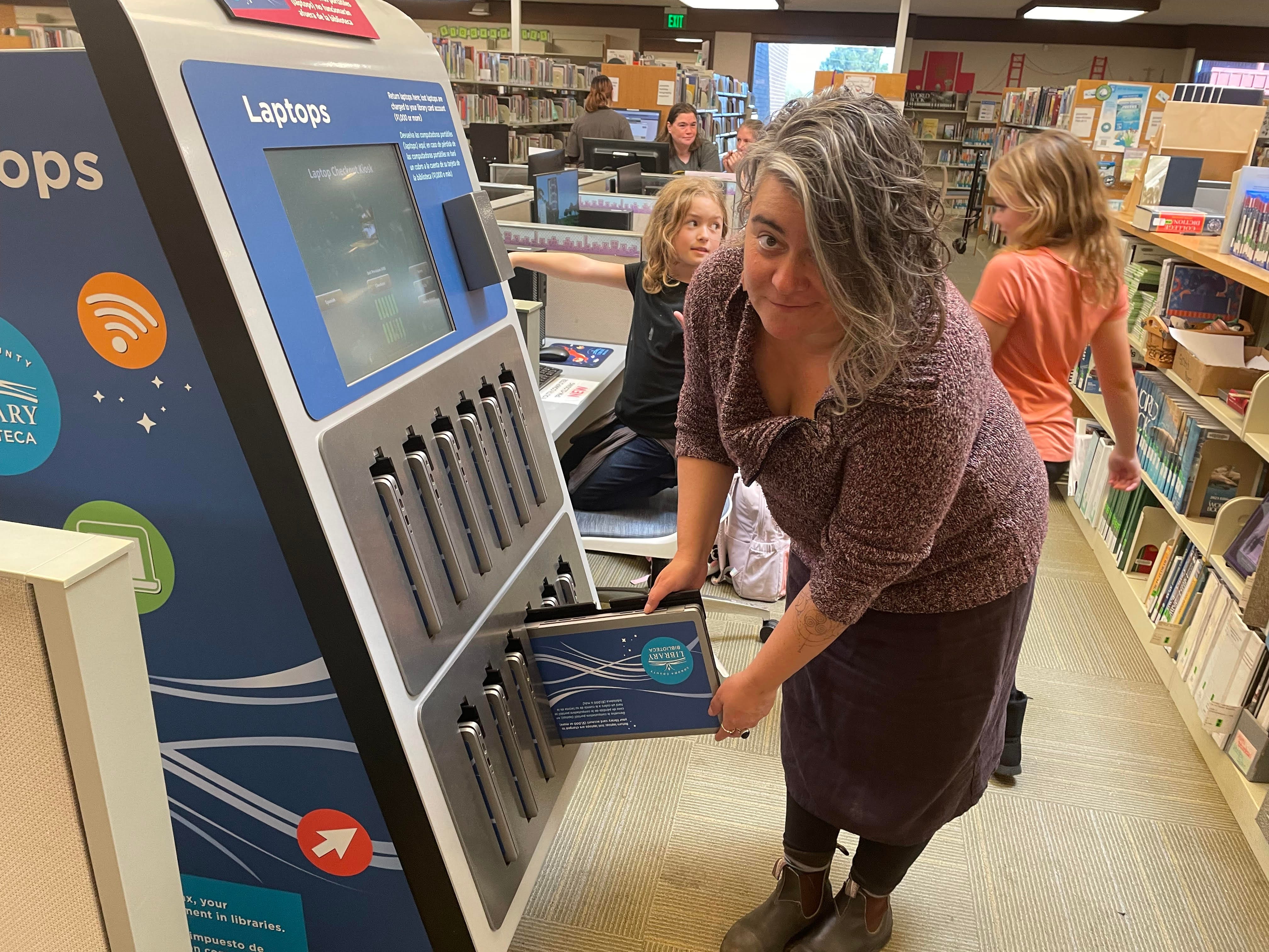 Sebastopol Library gets a laptop kiosk