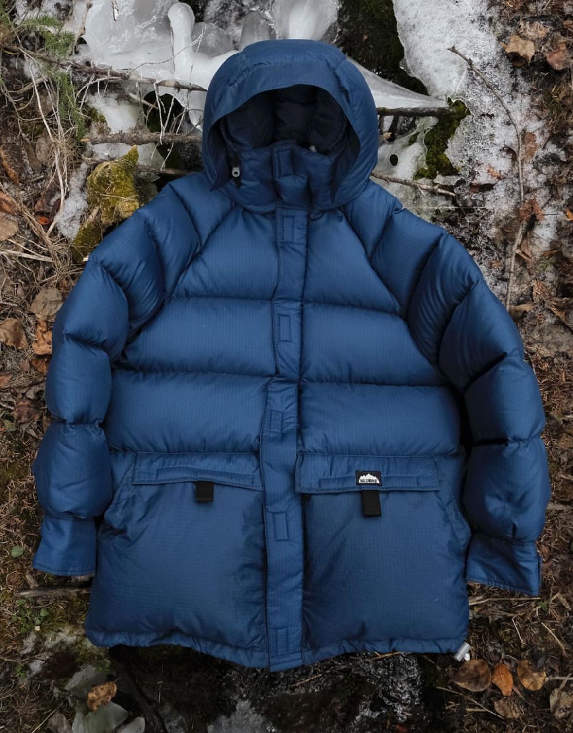 ファッション人気ブランドランキング 28 Cozy Down Jackets - by Nolan Daniel White ジャケット・アウター