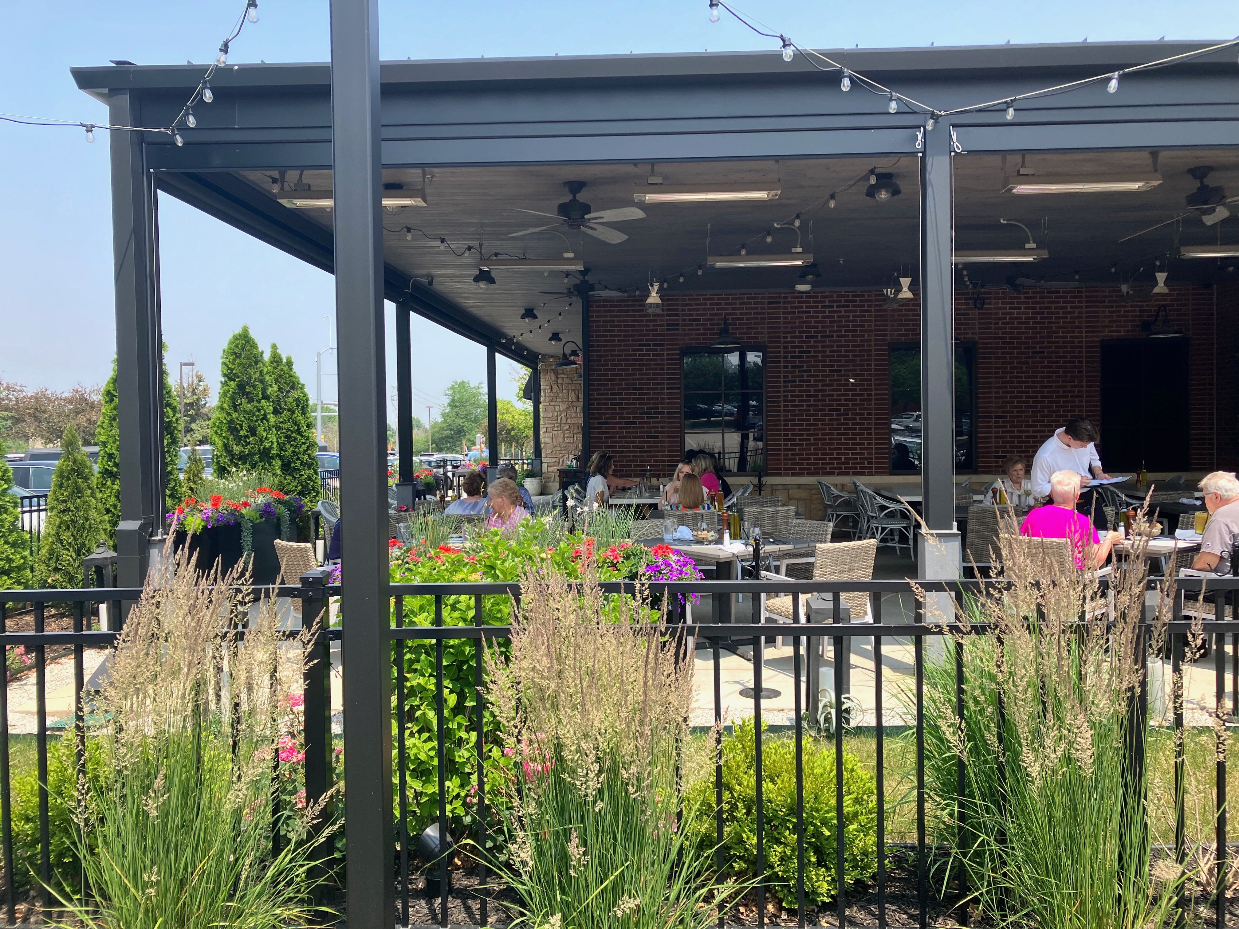 The BestLooking Dining Patios in Des Moines