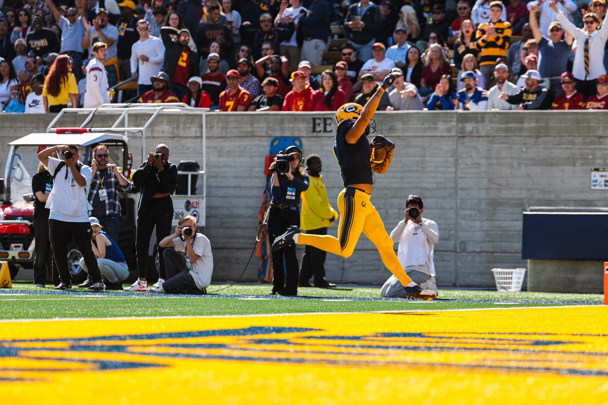 Cal vs. USC Trojans Football InstaRecap & Rate the Game Bears Gift