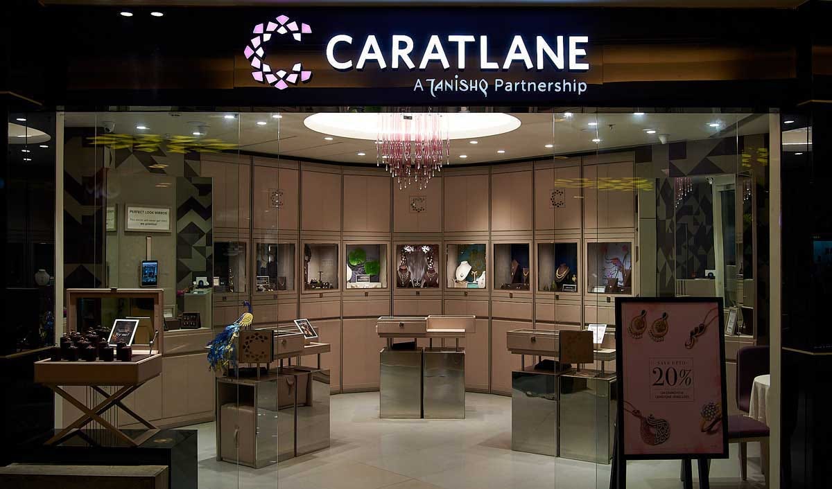 Caratlane offline stores on sale