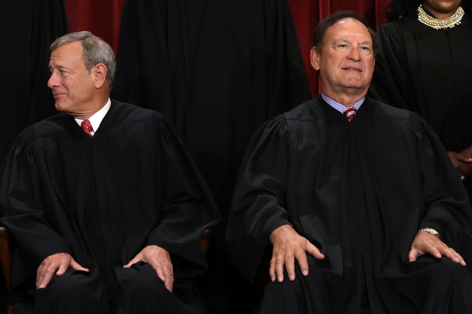 How does the supreme court work new arrivals