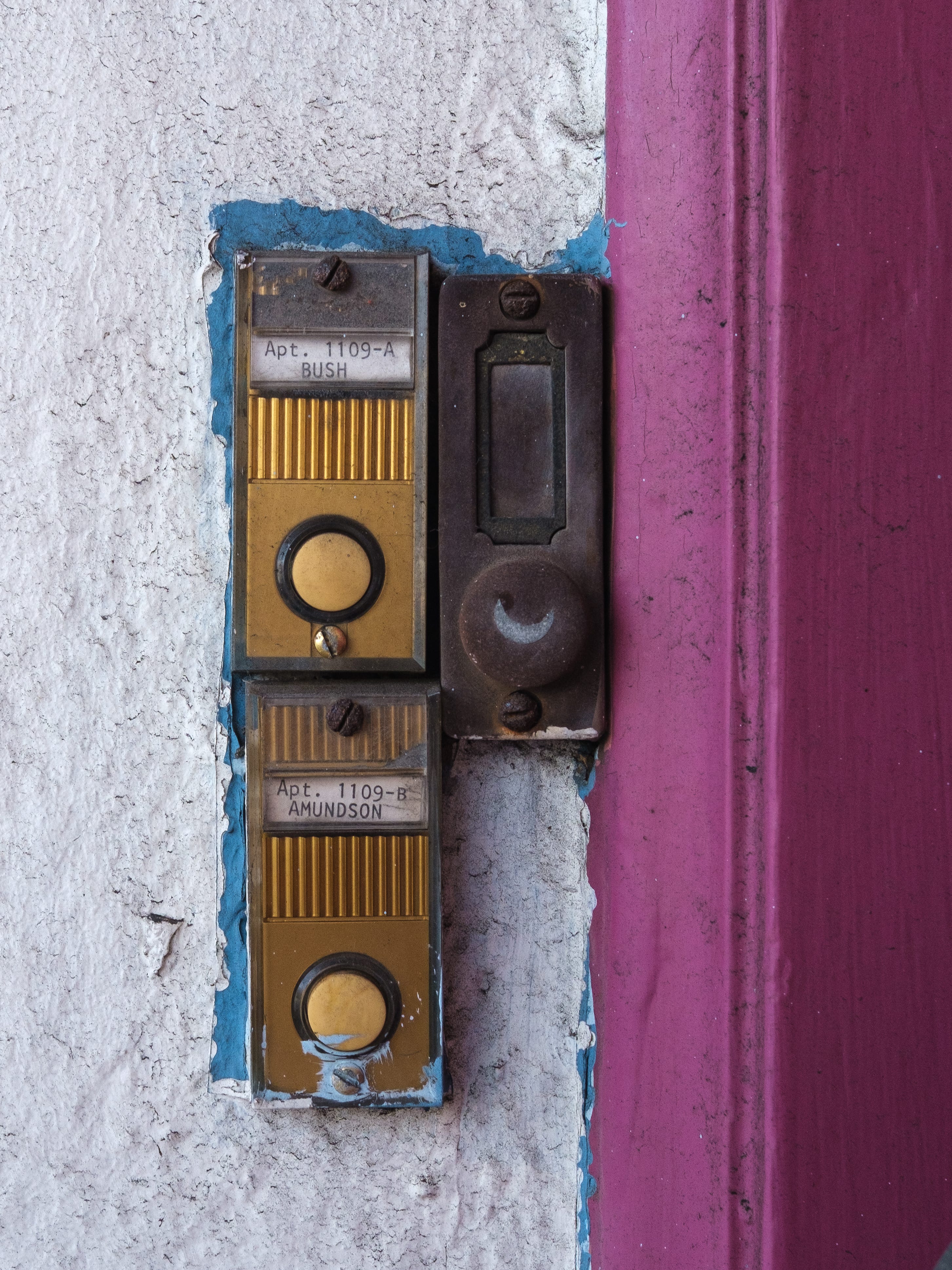 8. Buzzers - by Josh Weinberg - Random Capture