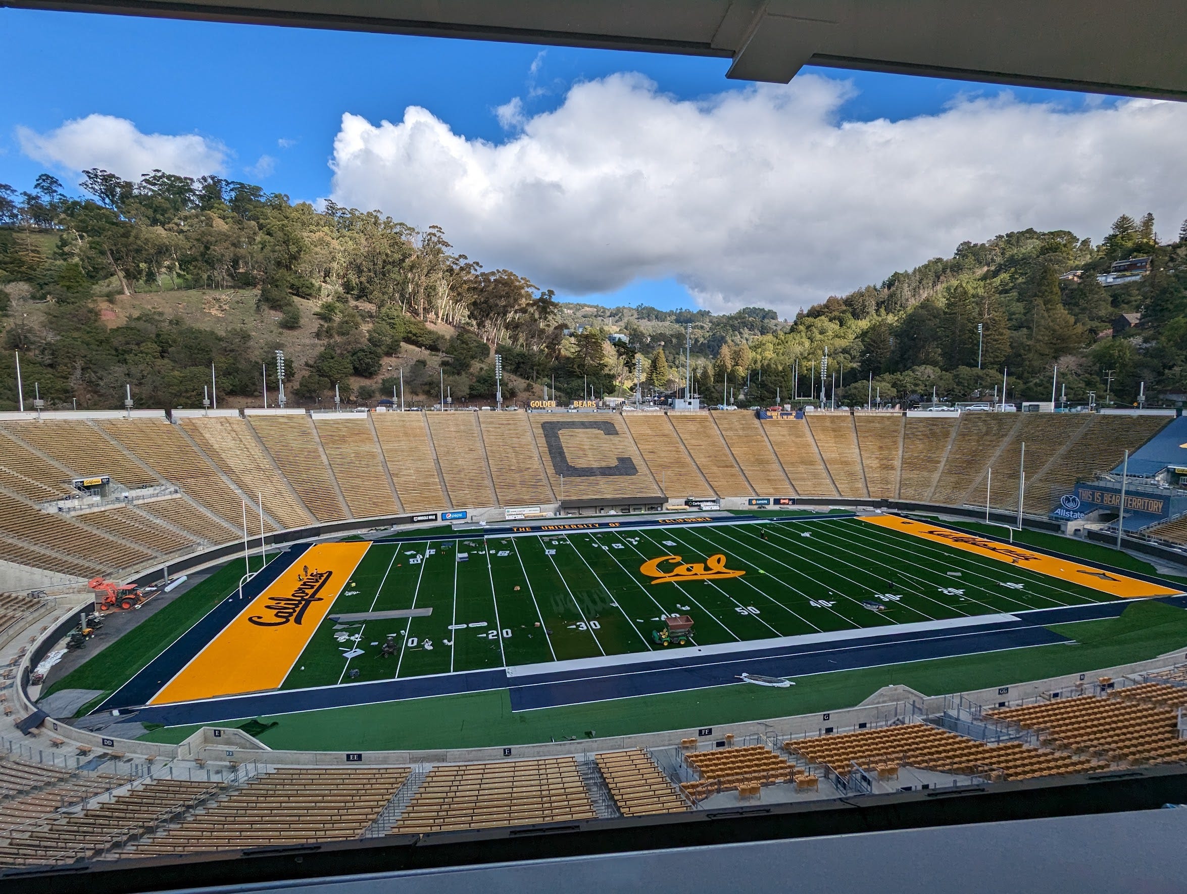 Cal Gets Golden End Zones At Memorial Stadium With California Script