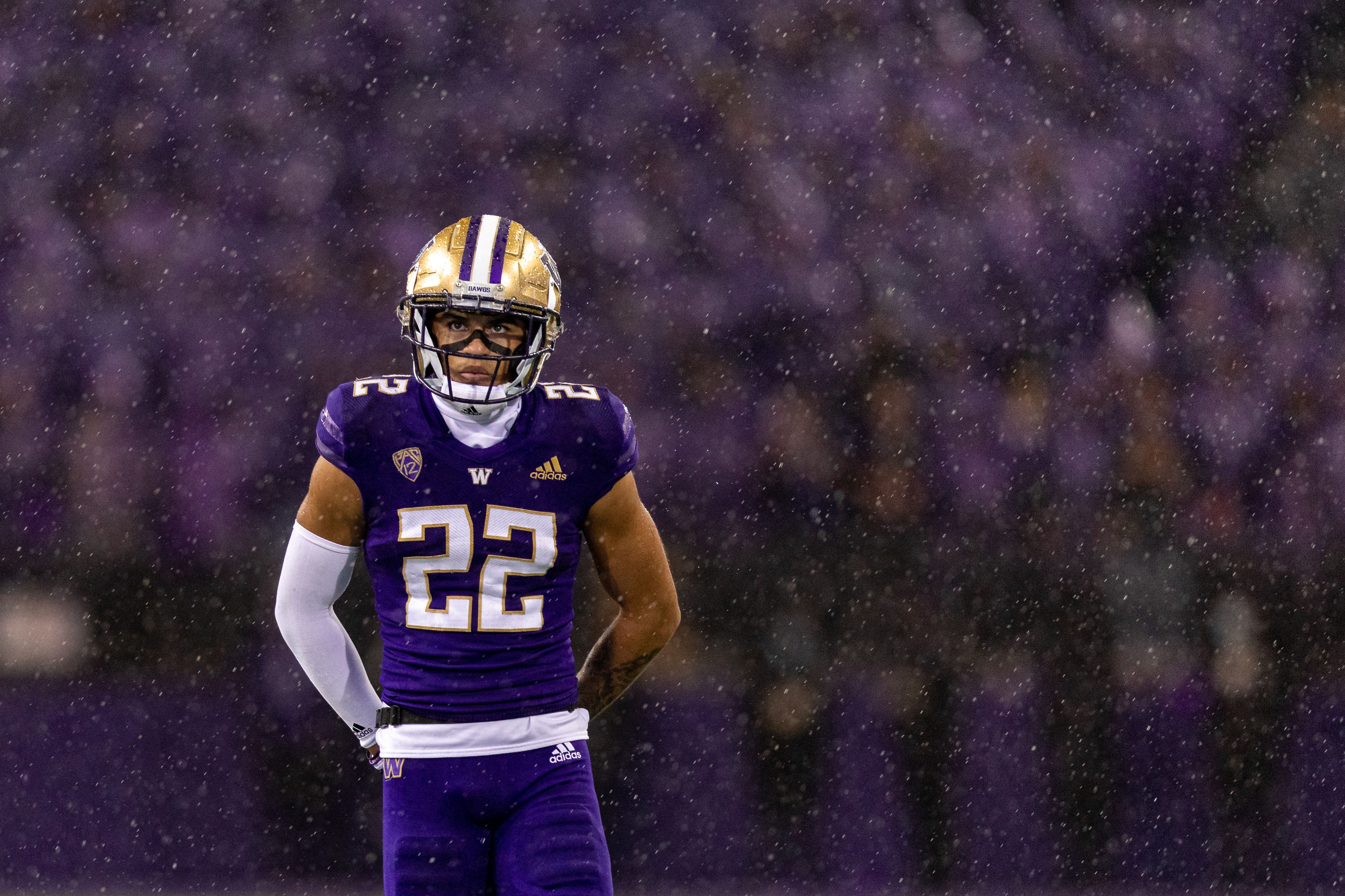 Washington huskies deals football recruiting