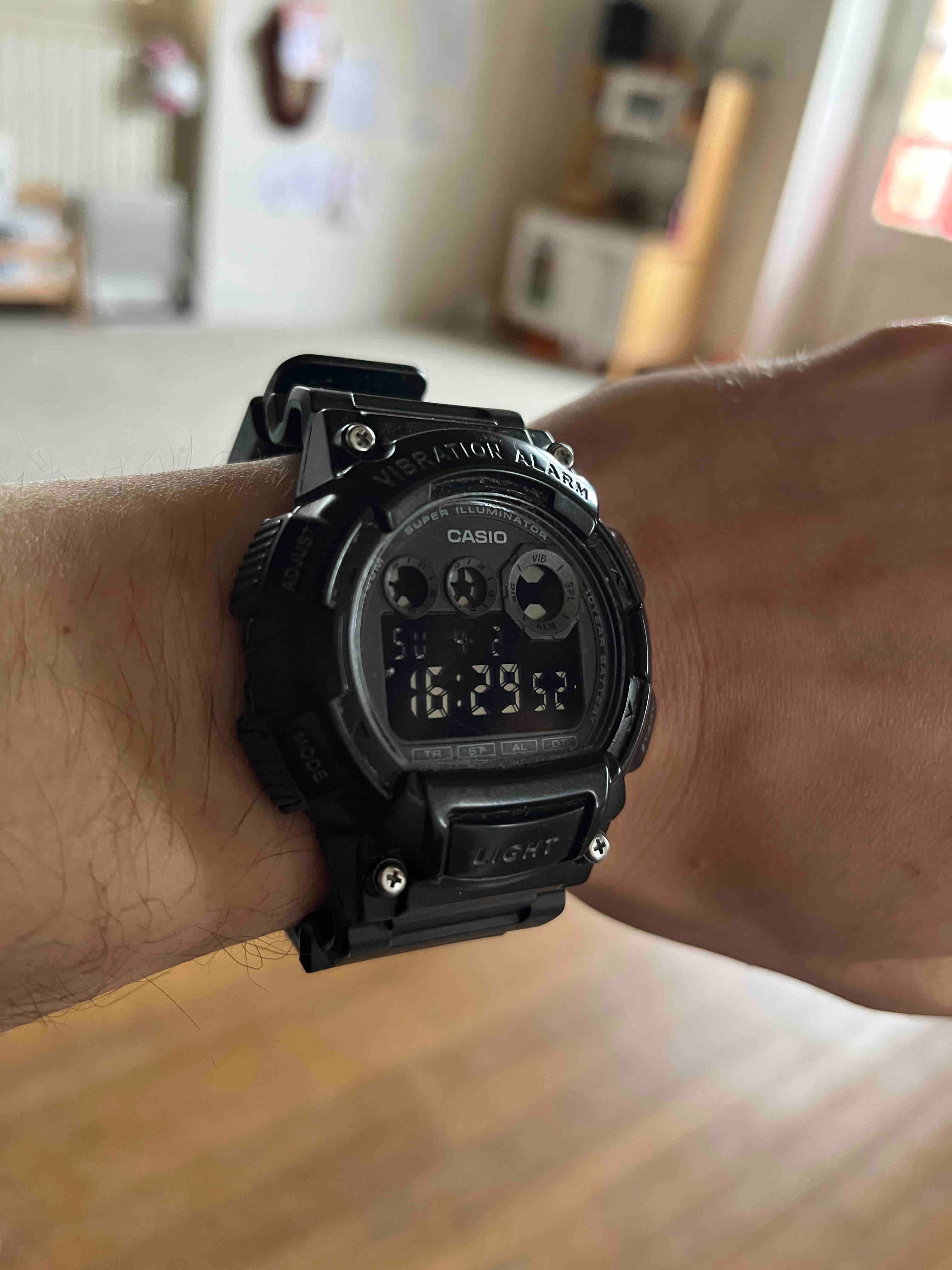 Charlie Munger / Casio Watches / Cold Water