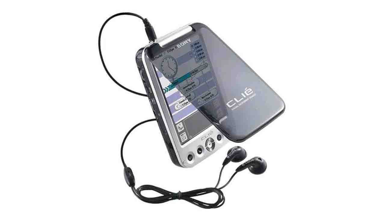 Sony Clie PEG-SJ33/U Handheld 16MB Internal Memory 16-Bit