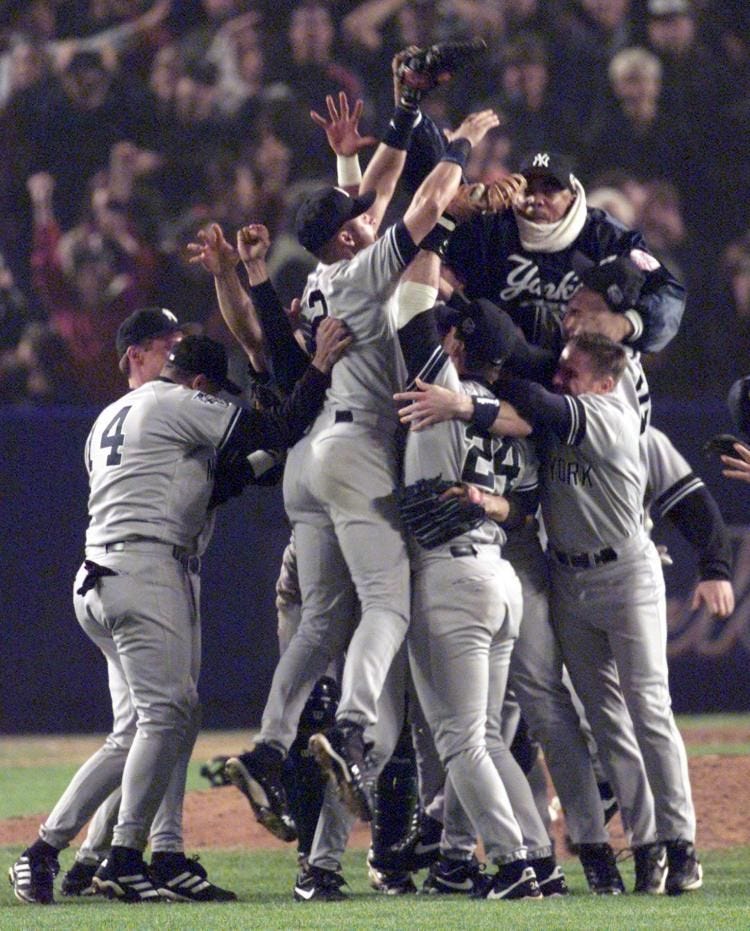 Building a championship roster 1998 2000 Yankees