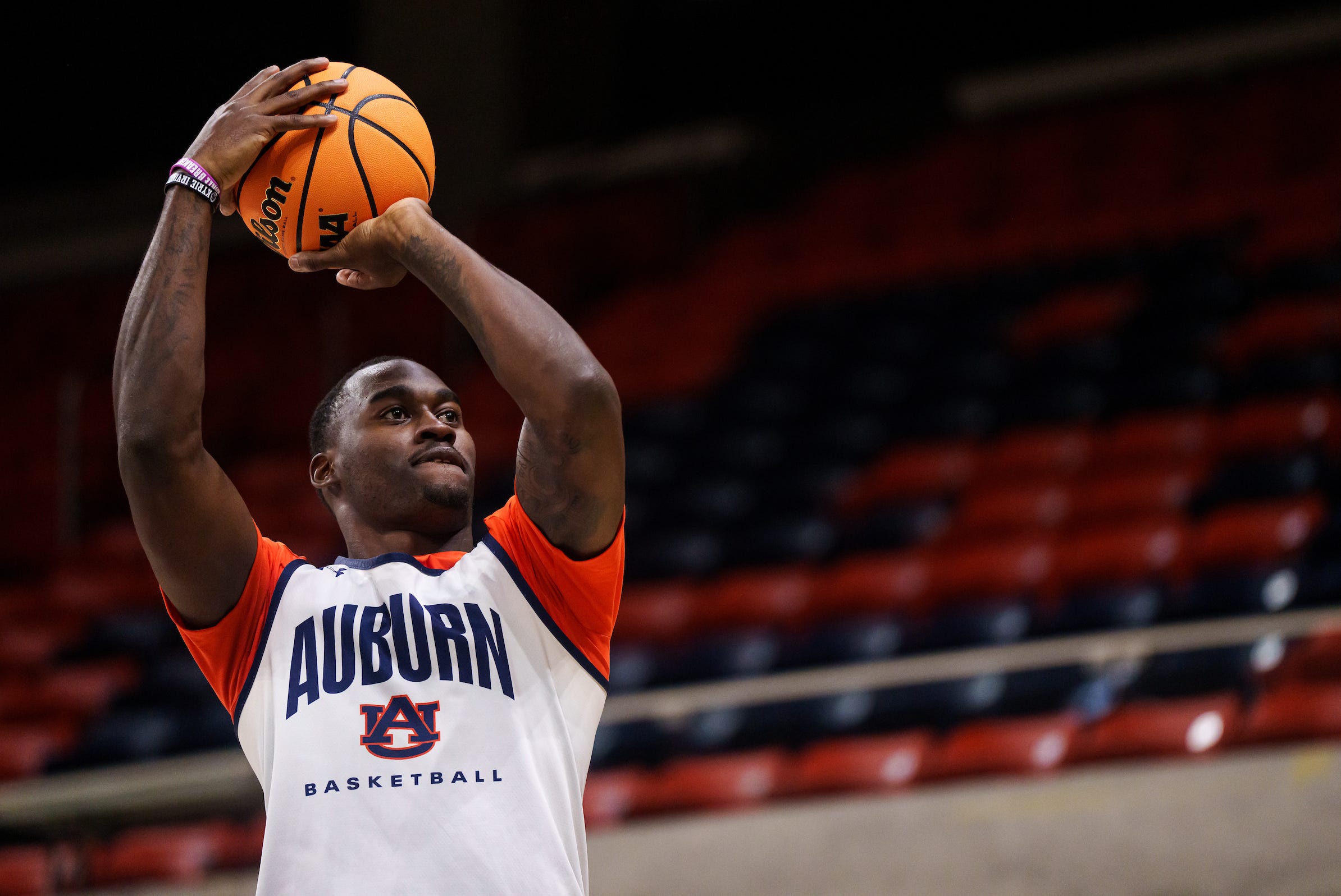 Auburn sales basket ball