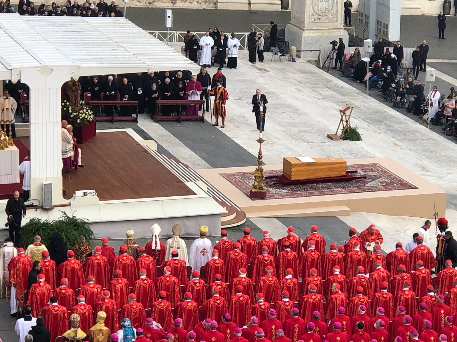 ‘Santo subito!’: Catholics say emotional farewell to Benedict XVI at