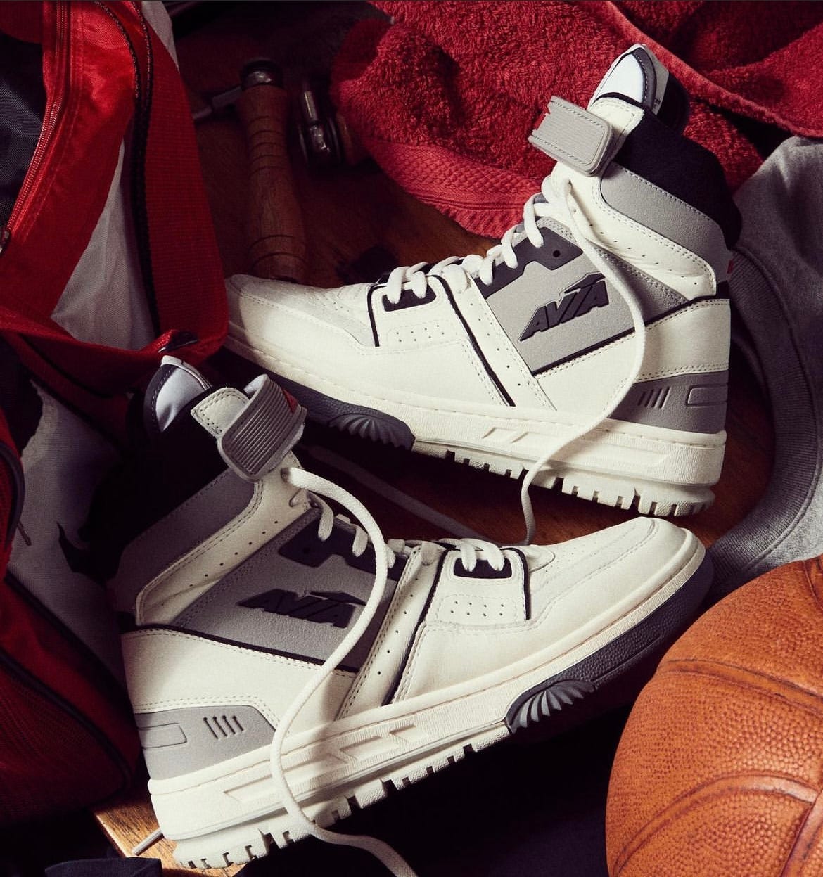 Avia shoe company clearance