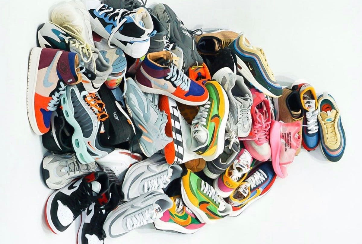 A lot hotsell of sneakers