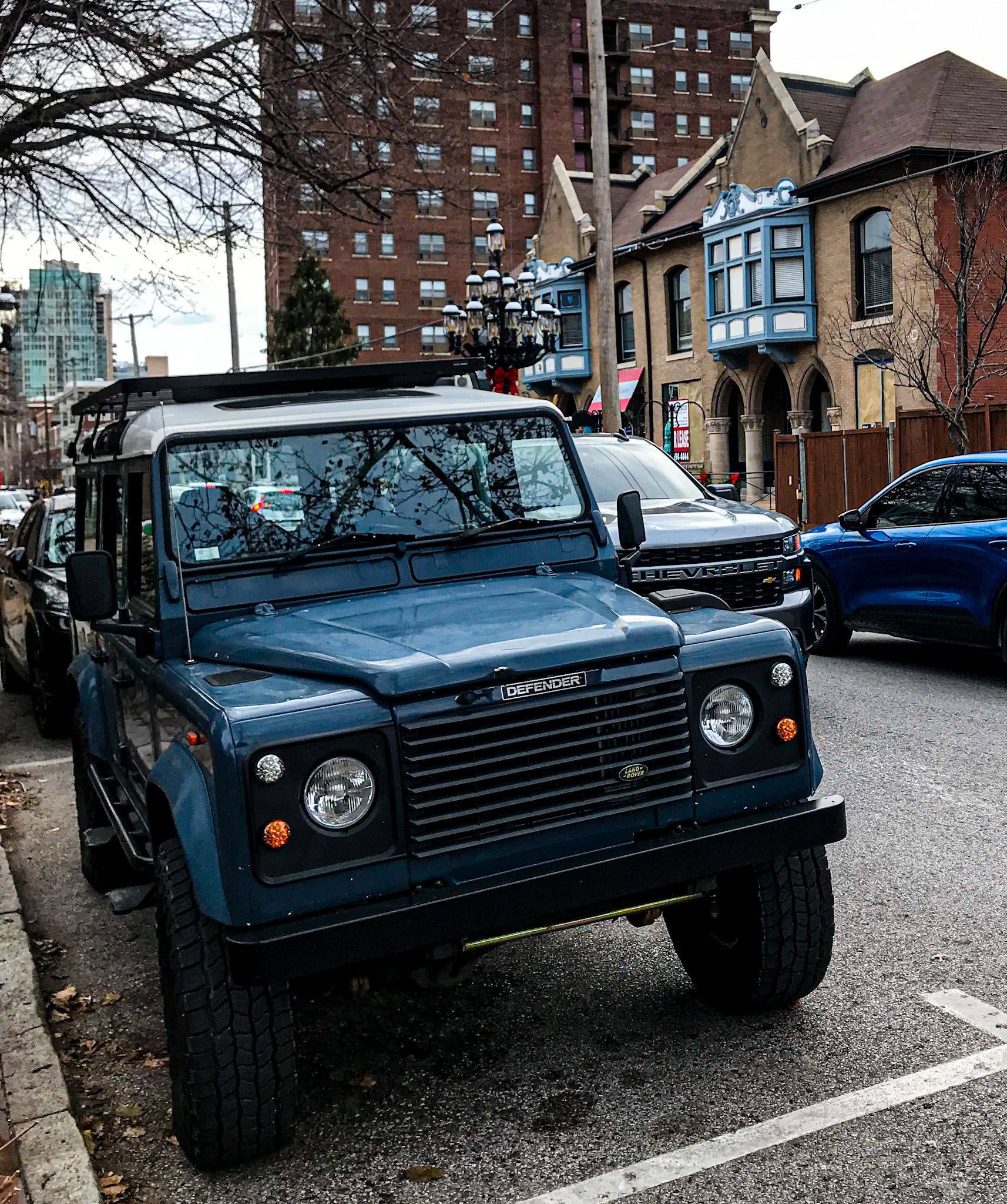 Cars of the City - by Tipper Raddle - Tipical World